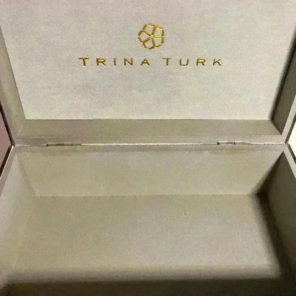 Trina Turk Acrylic Floral Jewelry Box - Picture 7 of 16